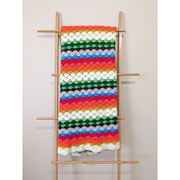 Vintage Funky 1970s Rainbow Crochet Afghan Blanket Throw Shell Stitch 68